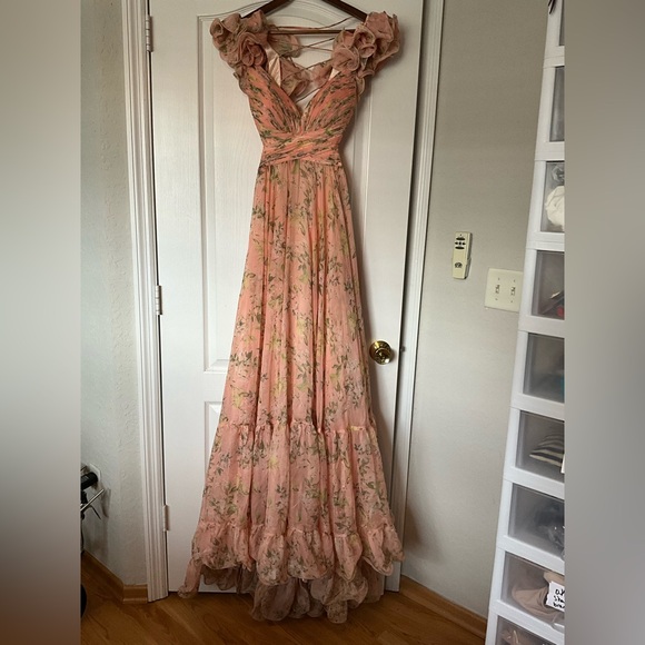 Mac Duggal Pink Peach Ruffle Tiered Floral Cut-Out Chiffon Gown sz 4 NEW - Picture 5 of 14